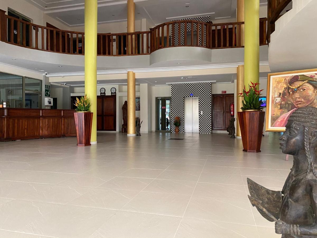 Hotel Sancta Maria Lomé Exterior foto